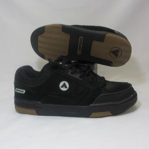 Airwalk 4703 Black Gum Bottom Casua Shoes Sz 6